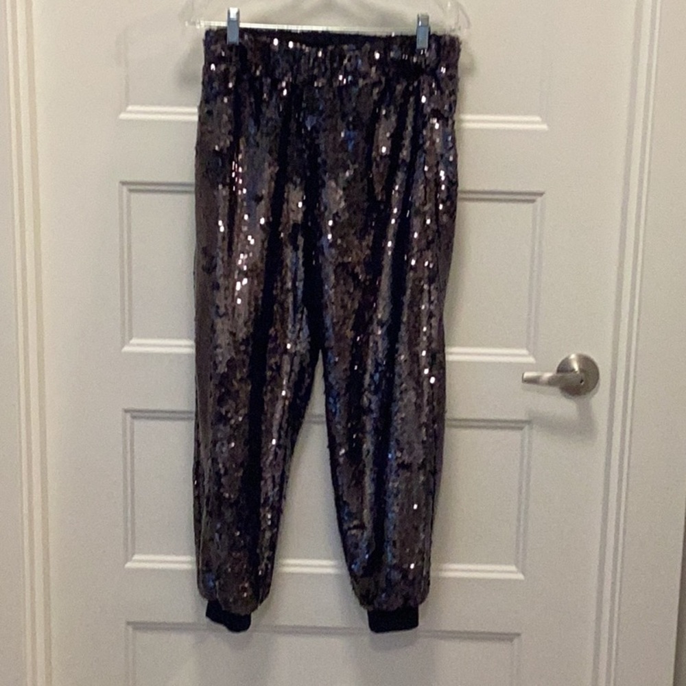 Loft - Sequin Ladies Jogger Pants